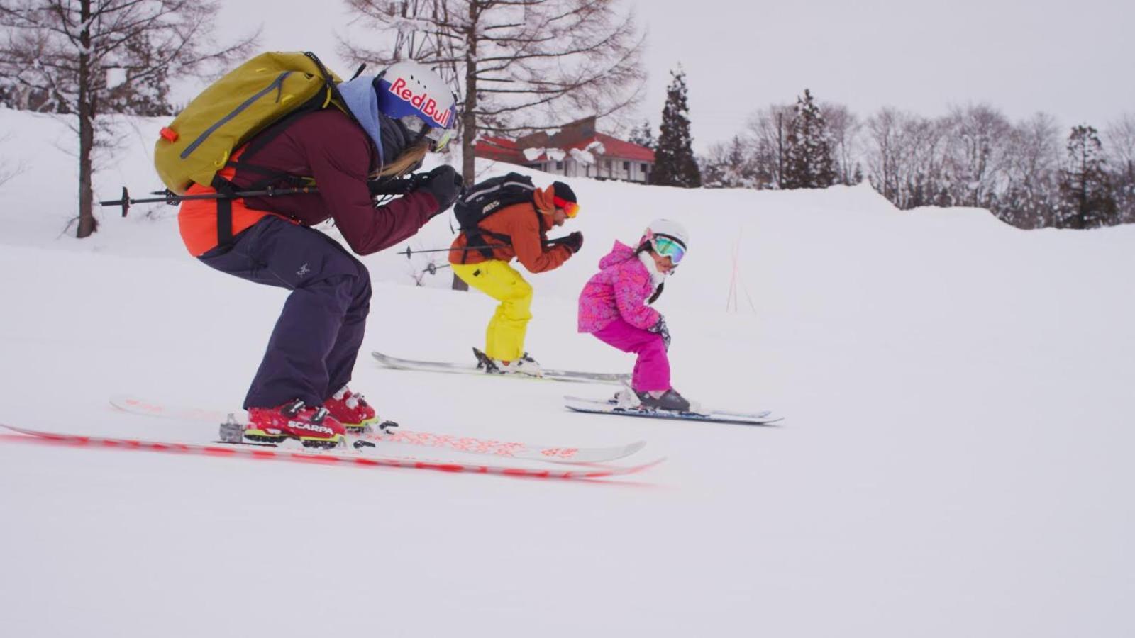 A Short Walk To Akakura Onsen Ski Lift And Town By Japow House Hotel Myoko Buitenkant foto