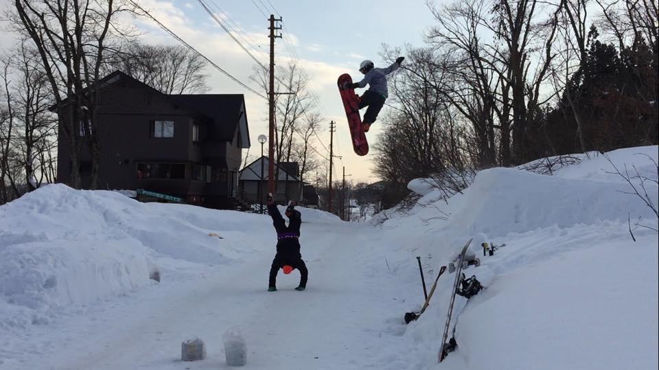 A Short Walk To Akakura Onsen Ski Lift And Town By Japow House Hotel Myoko Buitenkant foto